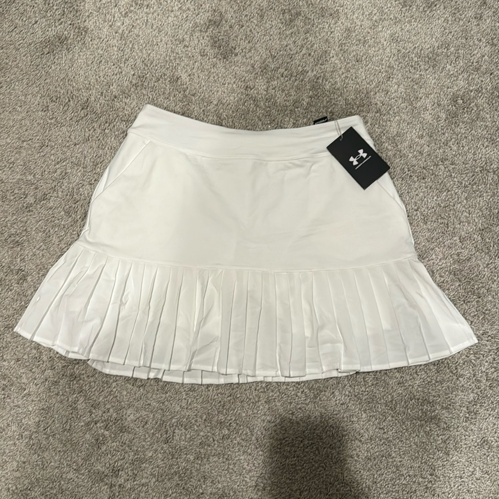 Under Armour white skort. New with tags. Size small